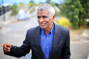 Joseph Sinimalé, maire, Saint-Paul