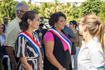 Saint-Louis : la Région et Aurore Bergé en visite à l'incubateur Beelab dédié aux entrepreneuses