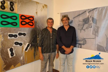 Exposition photo documentaire et peinture abstraite villa Région