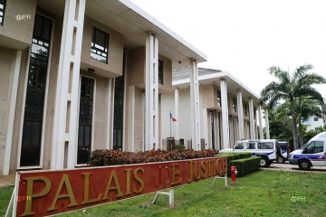 palais de justice de Saint-Denis