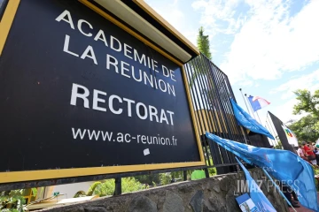 Saint-Denis - Manifestation devant le rectorat