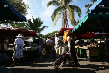 marché forain de saint-paul 