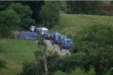FDes gendarmes près du lieu où un corps a été découvert lors des recherches pour retrouver la collégienne Lyhanna, portée disparue, le 4 juin 2026 près de Puycasquier, dans le Gers ( AFP / Ed JONES )