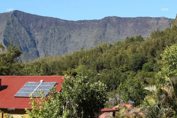 panneaux solaires photovoltaïques