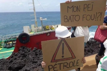 extinction rébellion 974 et le navire mauricien