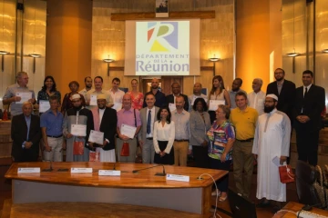 Remise du diplôme universitaire république et religion