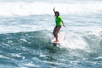Mondiaux de longboard : l'équipe de France championne, Alice Lemoigne termine deuxième [?]