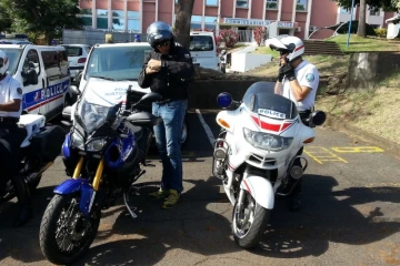 Moto banalisée