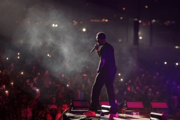 Le chanteur français Dadju à La Réunion en octobre prochain