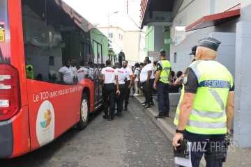 controle gendarmerie à la gare routière de saint-paul