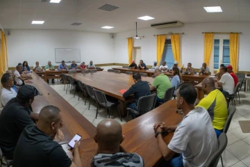 Inter-quartiers de foot au Port