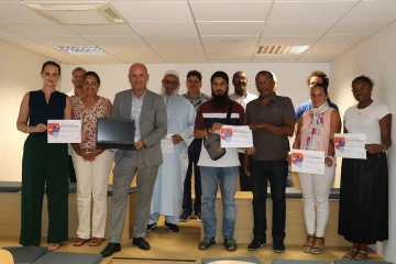 France Travail fait don de 114 ordinateurs aux associations de La Réunion