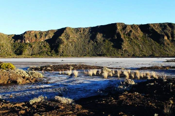 Givre au Piton de la Fournaise plaine des sables 20 mai 2020