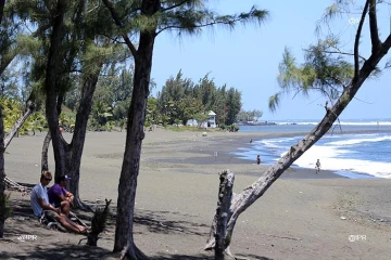plage de L\'Étang-Salé