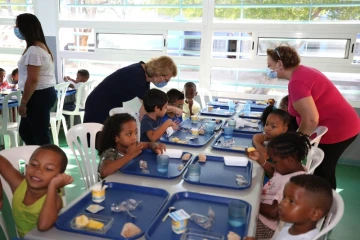 Saint-Pierre : un petit déjeuner varié et équilibré pour les écoliers