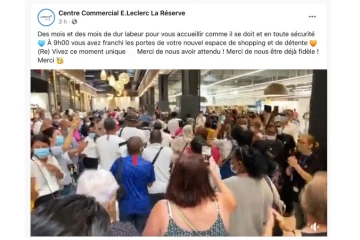 E.Leclerc de Sainte-Marie : des milliers de personnes dans la galerie commerciale