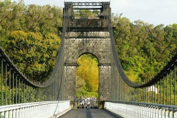 pont de la rivière de l'est 