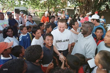 Jean Pierre Papin et Roger Milla 