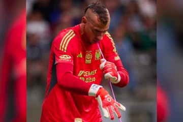 Football : un gardien mexicain déstabilise son adversaire en faisant... un tour de magie [?]