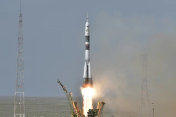 Un vaisseau spatial russe Soyouz décolle de Baïkonour, au Kazakhstan, avec trois astronautes vers la Station spatiale internationale, le 6 juin 2018