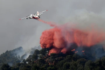 Incendie dans les environs de Vitrolles, au nord de Marseille, le 10 août 2016