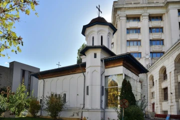 L'église orthodoxe de Schitul maicilor, érgiée en 1726, prise en photo à Bucarest le 30 octobre 2017