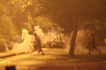 Jeudi 23 février 2012 - Troisième nuit d'incidents au Chaudron