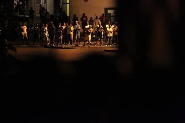 Jeudi 23 février 2012 - Troisième nuit d'incidents au Chaudron