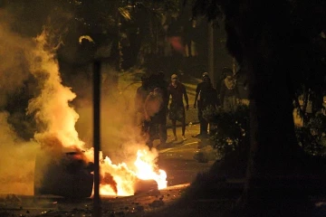 Jeudi 23 février 2012 - Troisième nuit d'incidents au Chaudron