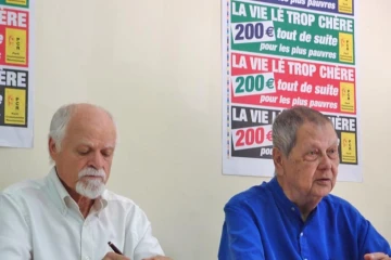 Vendredi 24 février 2012 - Conférence de presse du PCR (Photo Émilie Sorres)
