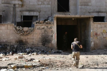 Un soldat syrien pro-gouvernement à l'est d'Alep, le 4 novembre 2016 