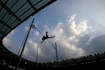 Epreuve du saut à la perche lors du meeting de Paris au Stade de France, le 4 juillet 2015 à Saint-Denis