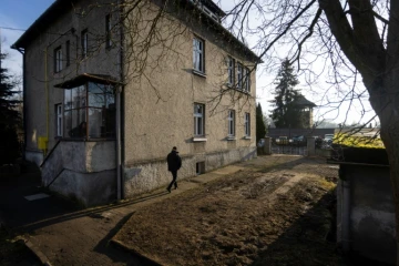 La maison où résidait Rudolf Hoess, à Auschwitz, lorsqu'il commandait le camp de la mort nazi, le 26 janvier 2025