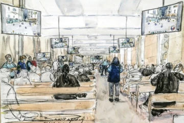 Croquis de la salle d'audience de la cour d'assises spéciale de Paris, lors du procès des attentats du 13-Novembre 2015, le 16 septembre 2021 
