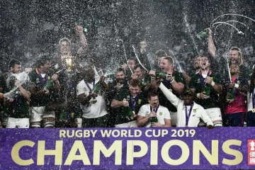 Les Sud-Africains fêtent leur victoire en Coupe du monde de rugby à Yokohama, le 2 novembre 2019