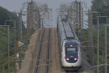 Un TGV de la SNCF sur la ligne Paris-Bordeaux, le 31 août 2024
