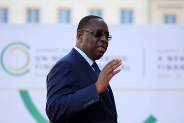 Le président sénégalais Macky Sall arrive à la session finale du Sommet pour un nouveau pacte financier, à Paris le 23 juin 2023