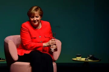 La Chancelière allemande Angela Merkel lors d'une interview avec le magazine Brigitte le 26 juin 2017 à Berlin