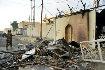 Le consulat iranien incendié, le 28 novembre 2019 à Najaf, en Irak