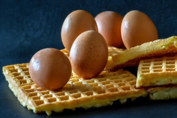 Après les gaufres, des gâteaux frangipane dans la liste actualisée des produits contenant des traces de fipronil vendus en France
