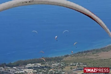 Trophée de La Route des Tamarins comptant pour le championnat du monde de parapente