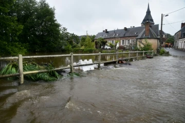 Une rue inondée à Breteuil dans l'Eure, le 5 juin 2018
