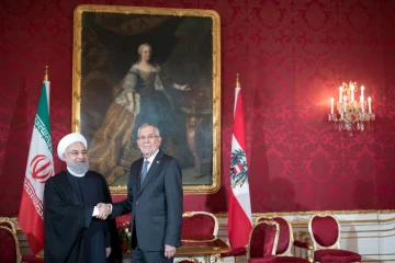Le président autrichien Alexander Van der Bellen reçoit le président iranien Hassan Rohani à Vienne, le 4 juillet 2018