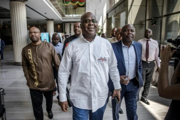 Le candidat à la présidentielle Felix Tshisekedi (c), le 29 décembre 2018 à Kinshasa, en RDC