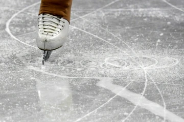 La succession de révélations de violences sexuelles subies par des enfants et des ados en marge de leur entraînement de patinage ou de judo, ont jeté en 2020 une lumière crue sur le silence d'instances sportives désormais forcées de les regarder en face