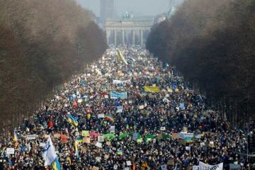 Plus de 100.000 manifestants à Berlin contre l'invasion russe en Ukraine, le 27 février 2022
