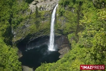 Le site naturel de Takamaka abrite un barrage hydroélectrique