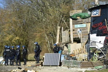 Evacuation du bois Lejuc (Meuse) par les gendarmes, le 22 février 2018