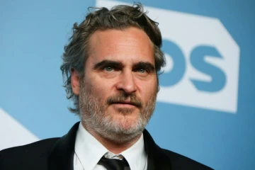Joaquin Phoenix sensible à la cause écologique, le 19 janvier 2020 à Los Angeles, a décidé de porter le même costume pendant toute la durée des prix pour réduire les déchets