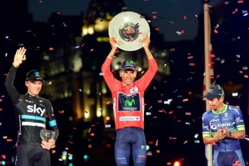 Le coureur de la Movistar Nairo Quintana, vainqueur de "La Vuelta" 2016, le 11 septembre à Madrid